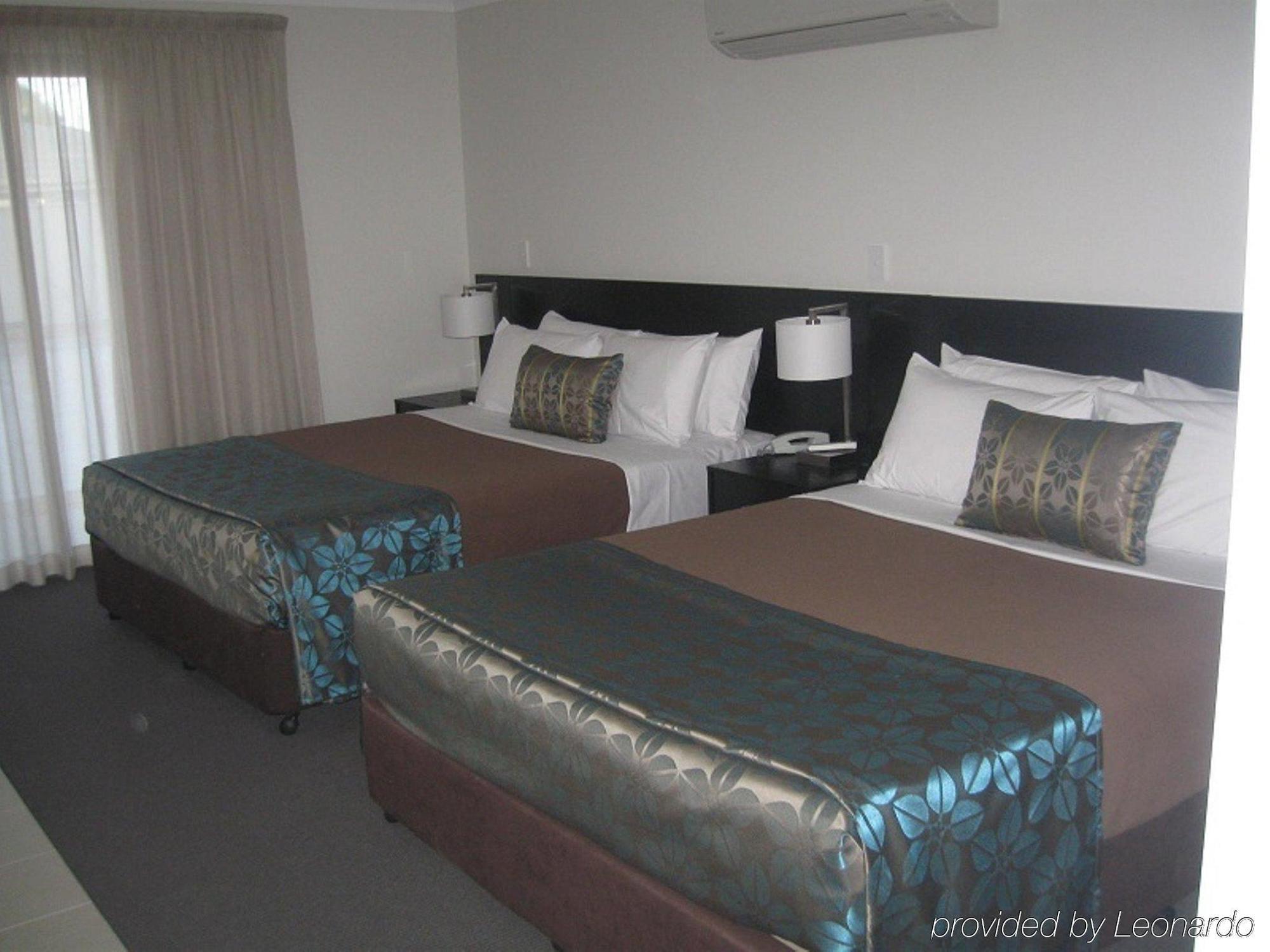Royal Motel Miles Luaran gambar